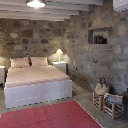 Vagia 2 * Serifos Town