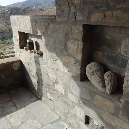 Vagia 2 Serifos Town